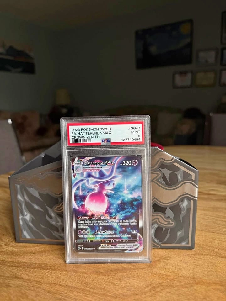 Hatterene VMAX PSA 9 SLAB