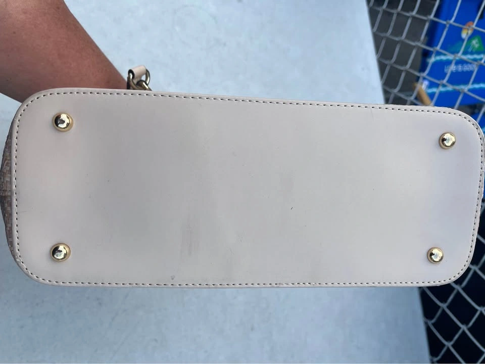 Calvin Klein Tote Bag Cash Only & Pick up Only - photo 3