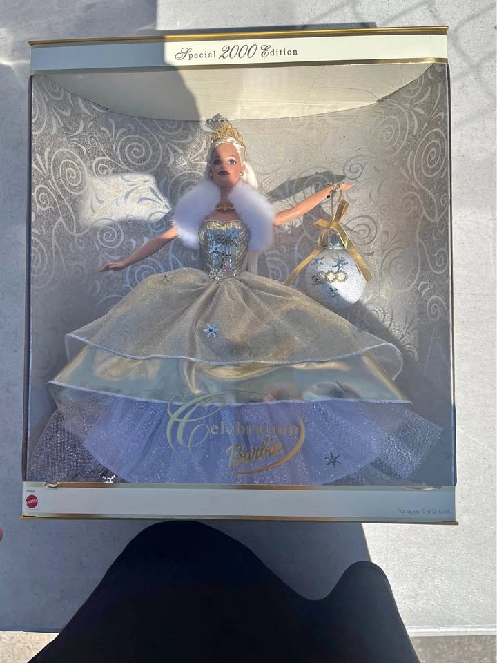 Barbie Celebration Special 2000 Edition