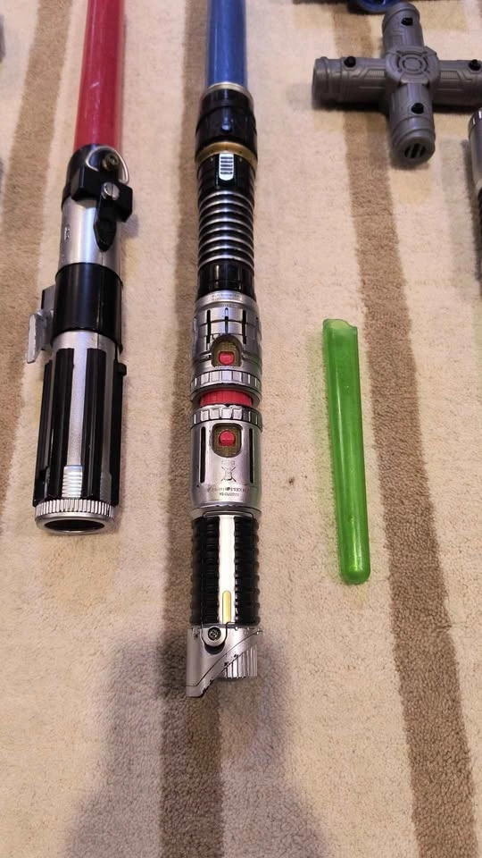 Hasbro Star Wars BladeBuilders Lightsaber Lot - photo 4