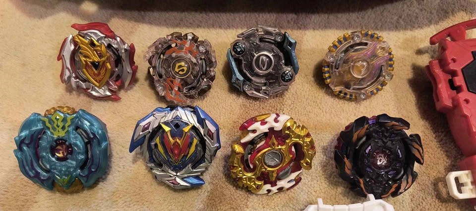 Beyblades - beyblade burst set - photo 2