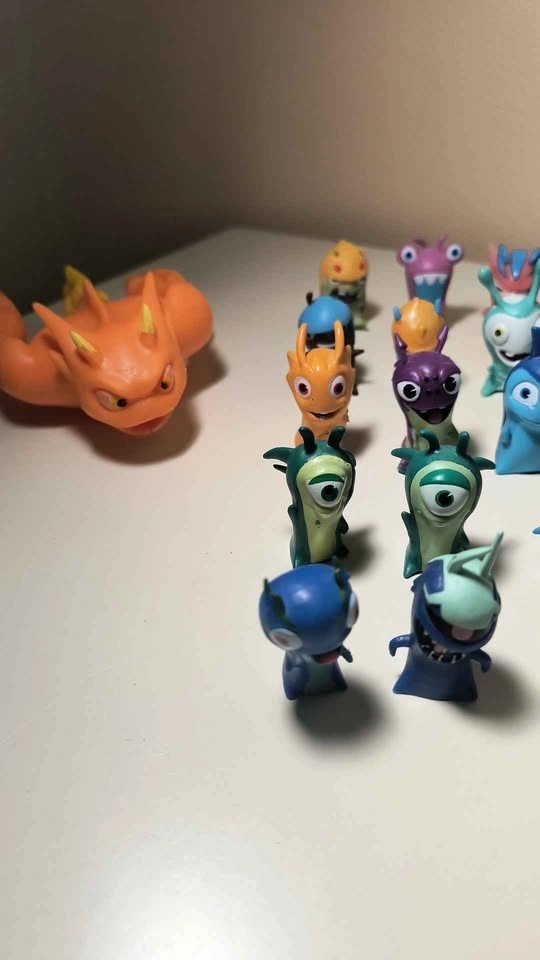 Slugterra Slug Figures Lot - photo 4