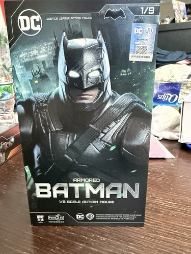 Genuine FondJoy BVS Dawn of Justice 1/9 Armored Batman Action Fi