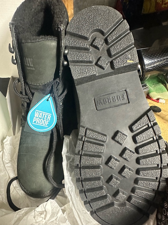 Furrow Waterproof Boots NEW S. 9 - photo 2