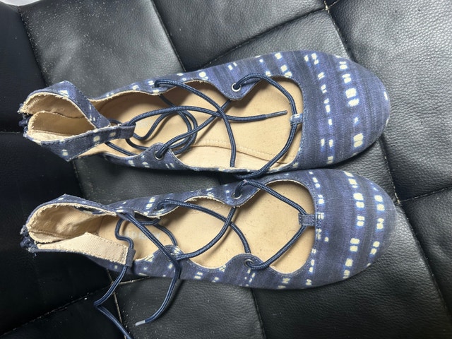 Women's Lace-up Flats