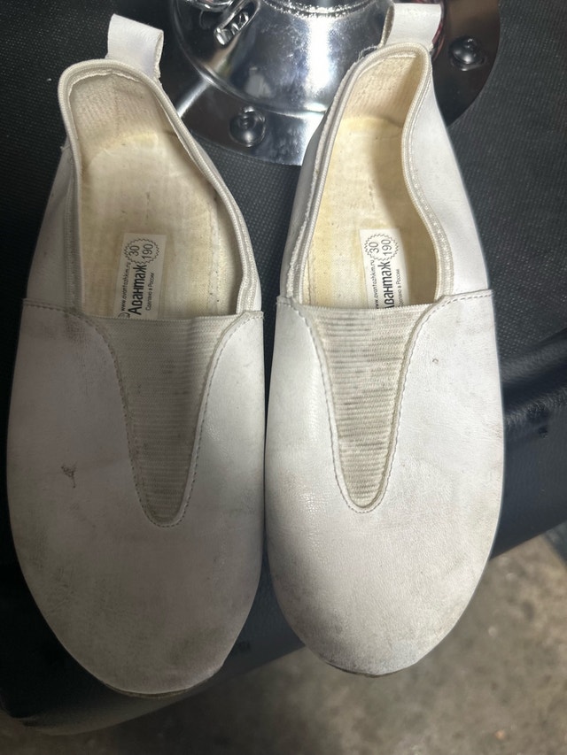 Avanmax Ballet Shoes