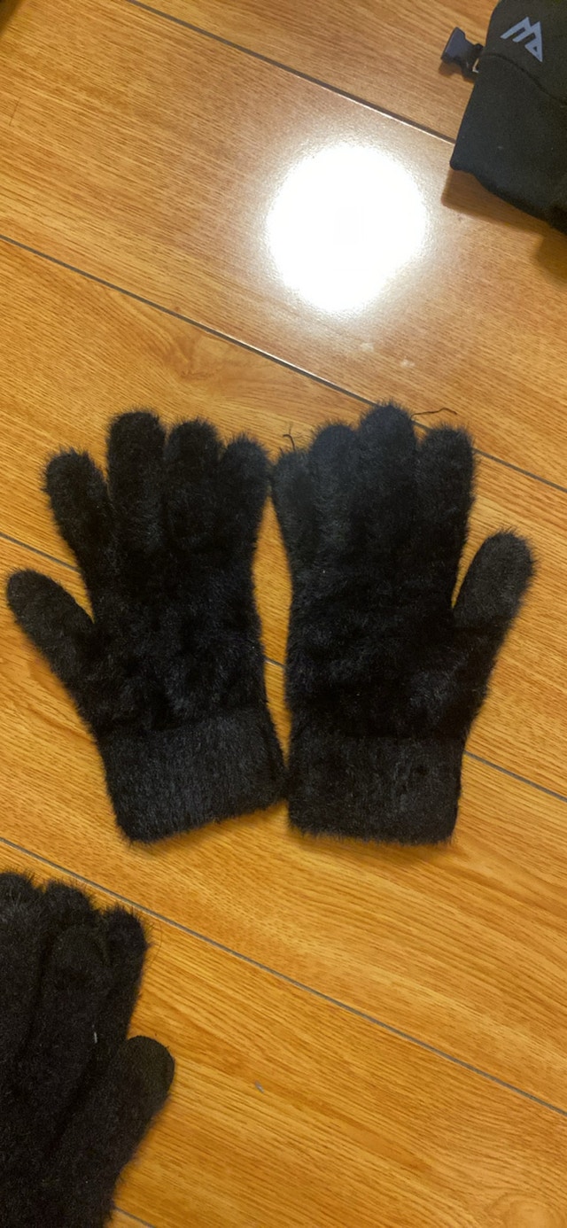 Winter Accessories Bundle - photo 3