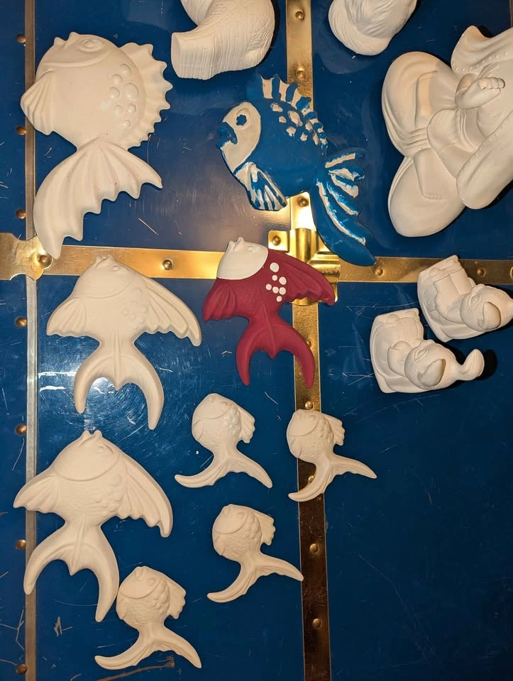 Assorted vintage ceramic ready to paint - photo 2