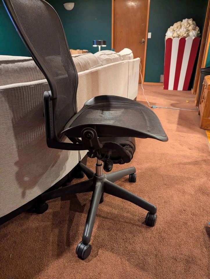 Black computer chair - photo 2