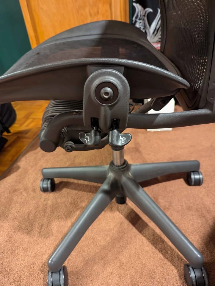 Black computer chair - photo 4