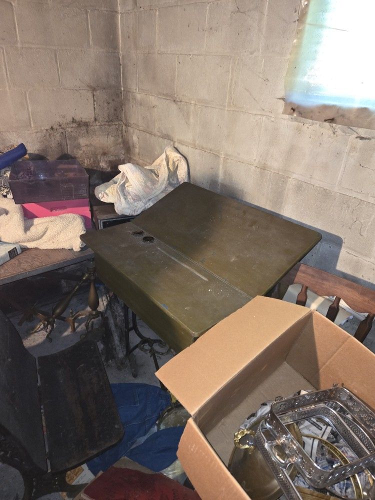 Vintage Pupils Desks - photo 4