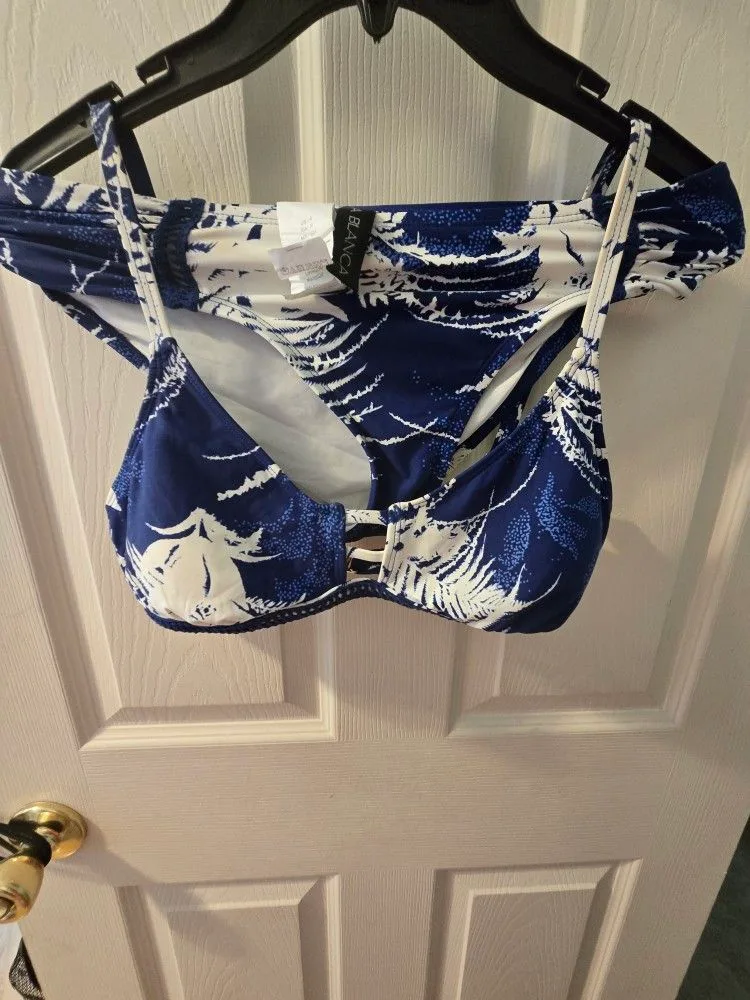 Bikini (Small) thumbnail