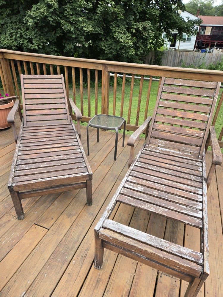 🥕  Teak Wood Loungers In Need Of TLC - photo 4