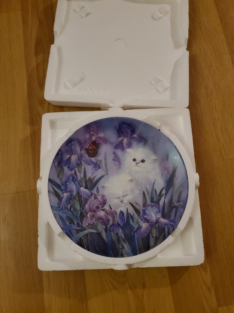 🥕  Beautiful Cat Collector Plate - photo 3