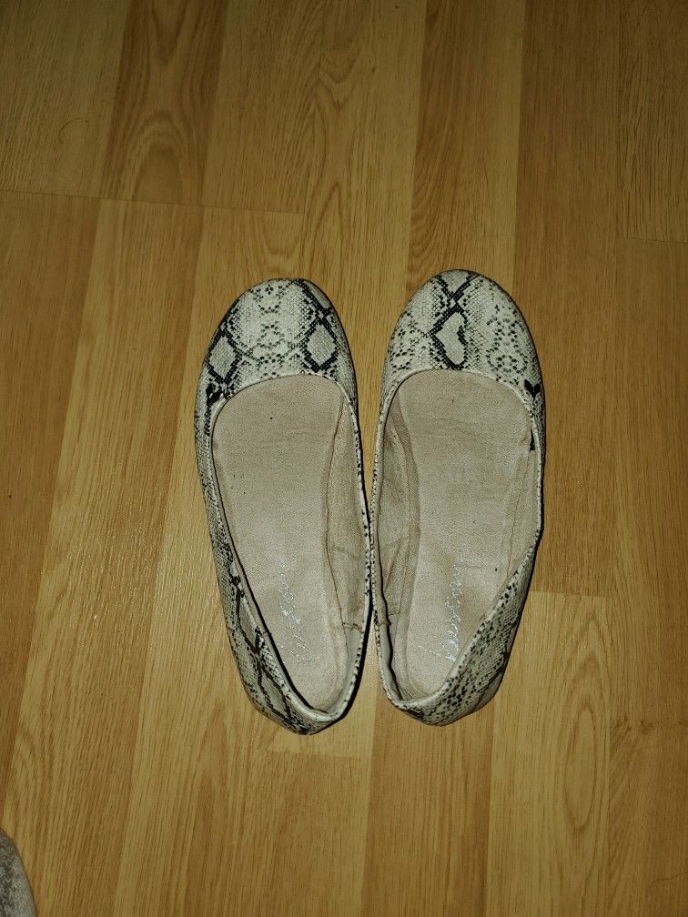 Snake Skin Ballet Flat NO Heel .... 6 - photo 3