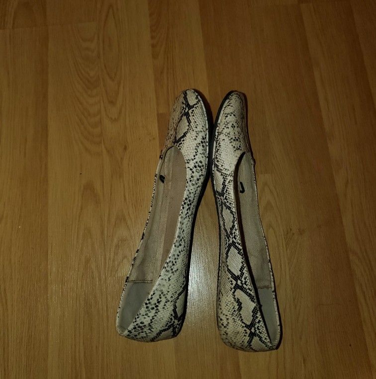 Snake Skin Ballet Flat NO Heel .... 6 - photo 4