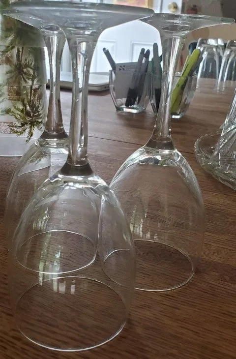 Wine Glasses 🍷 thumbnail