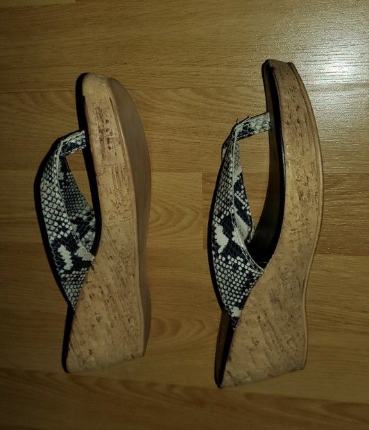 Beautiful Wedge Sandal 👡 6 - 6.5 - photo 5