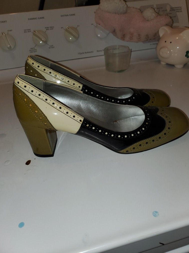 🥕 Patent Leather Block Heels - 10