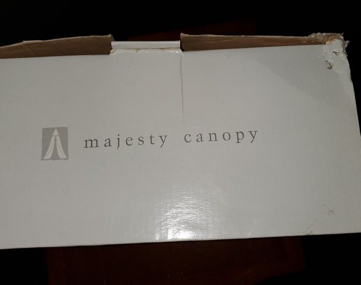Majesty Canopy Mosquito Netting