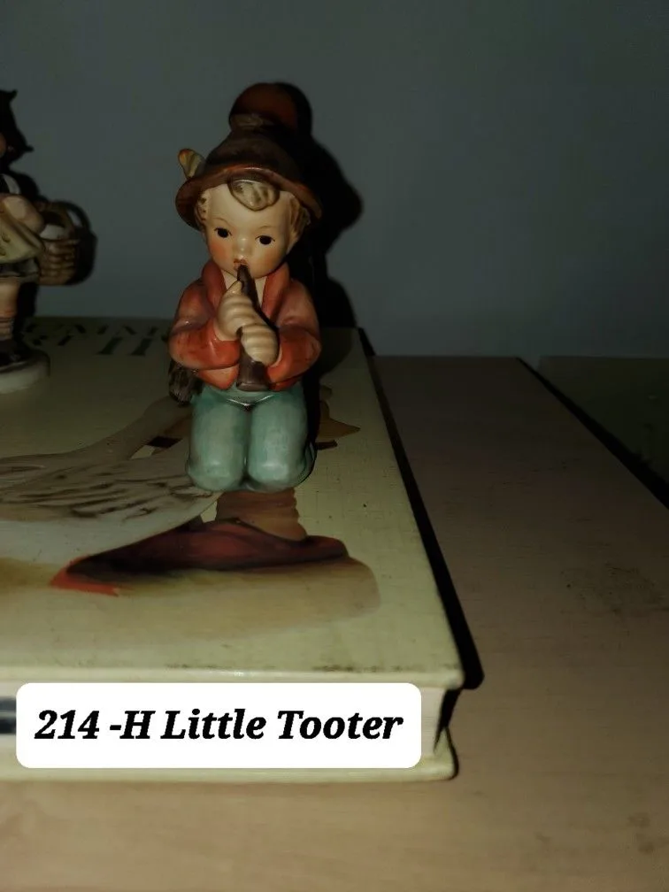 "Little Tooter" Goebel Hummel Germany 🇩🇪 thumbnail