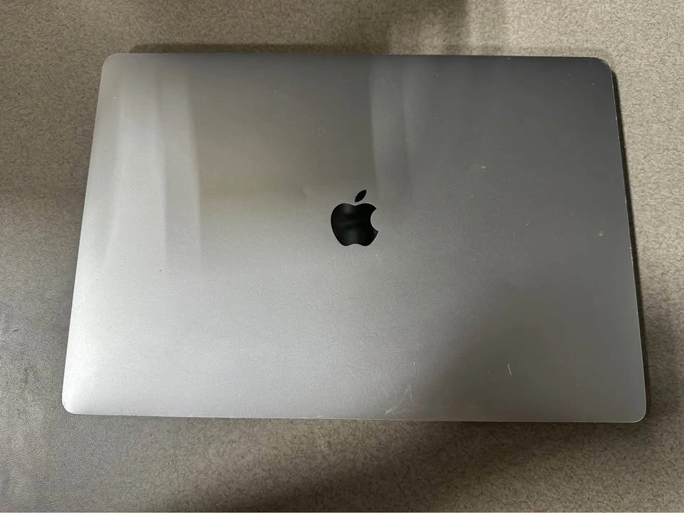 2019 MacBook Pro 16in - photo 3