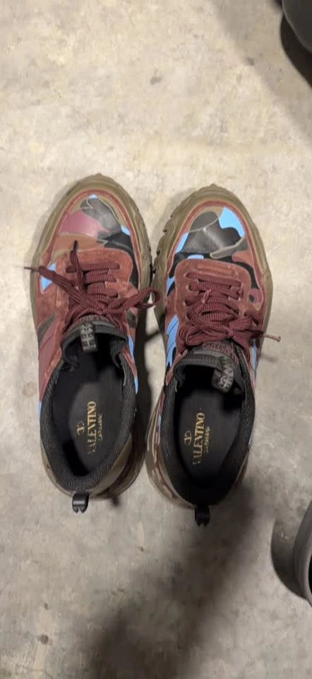 Valentino Garavani Sneakers - photo 2