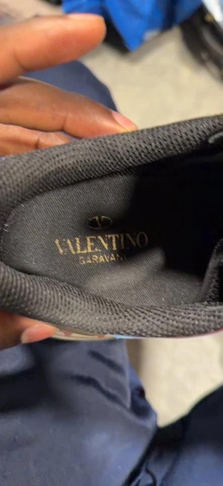 Valentino Garavani Sneakers - photo 3