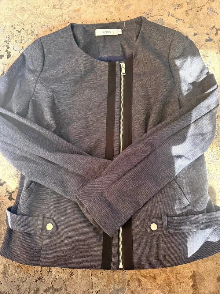 Ricki's Zip-Up Jacket