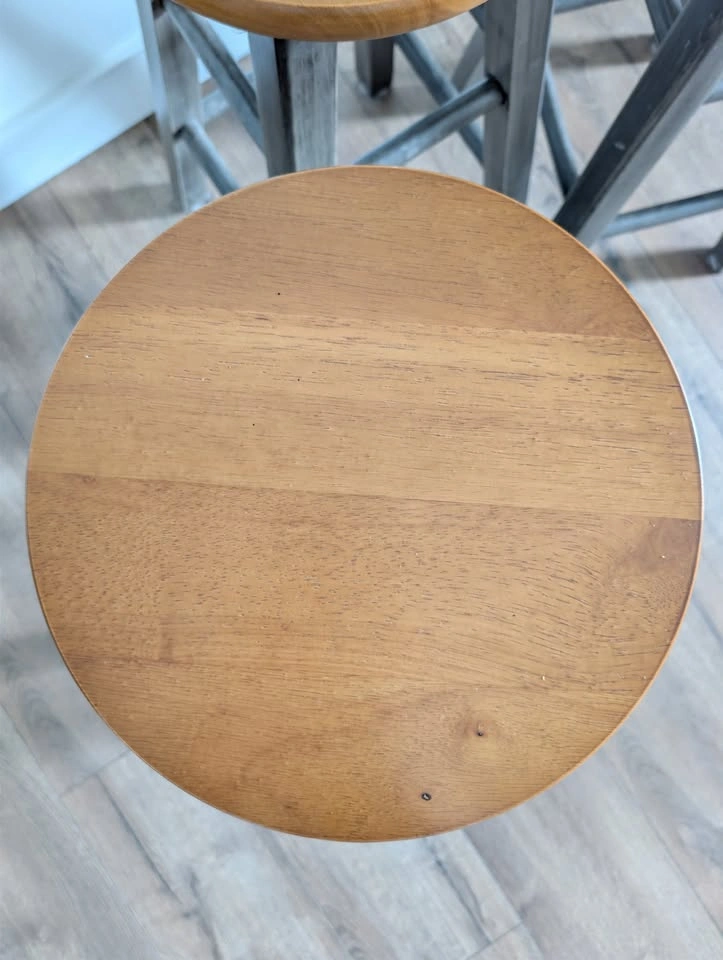 Wood Ivy Counter Stools x3 - photo 3