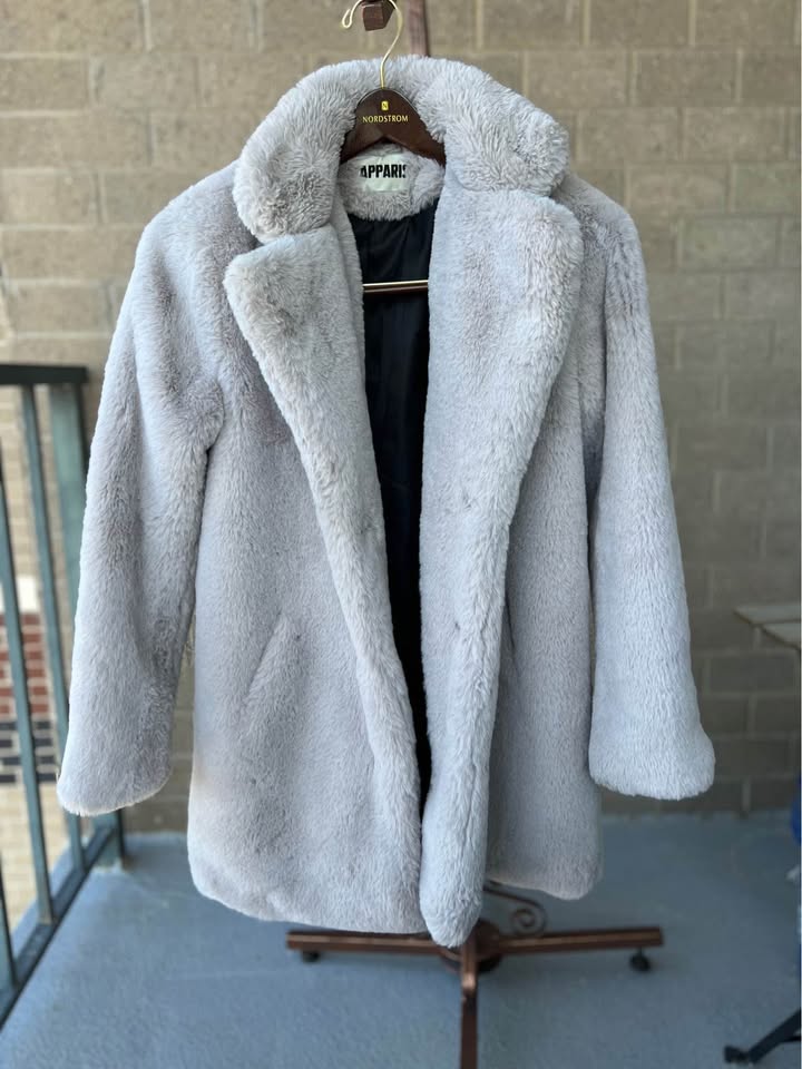 Apparis faux fur coat - gray. L - photo 2