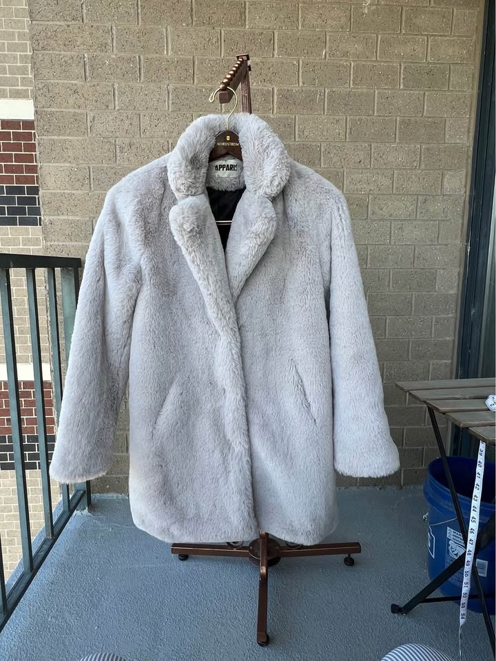 Apparis faux fur coat - gray. L - photo 3
