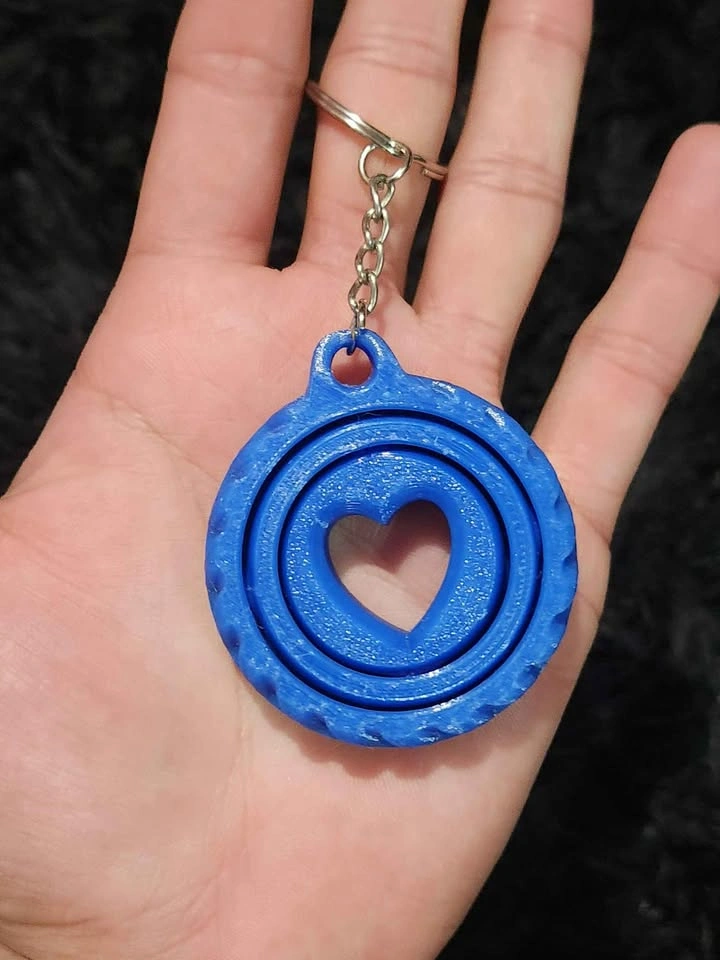 New Turning heart ❤️ Keychain | 3D printed - photo 5