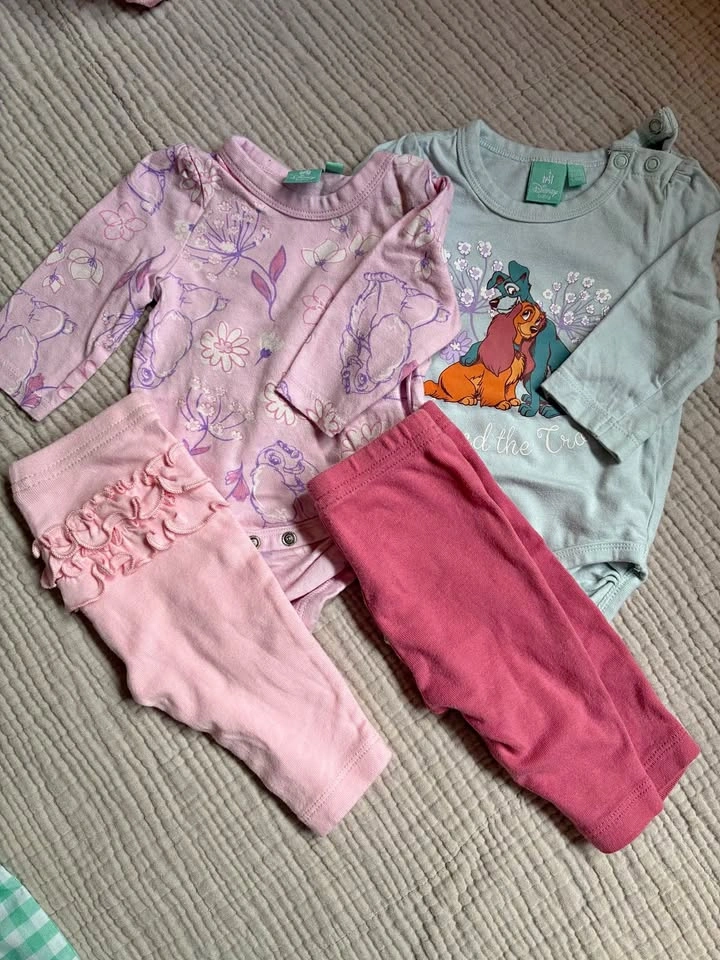 Baby girl clothing set