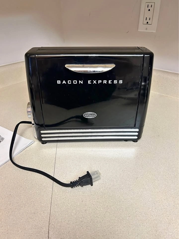 Bacon Express! BNIB