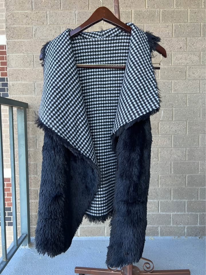 Reversible Steve Madden Vest - photo 2