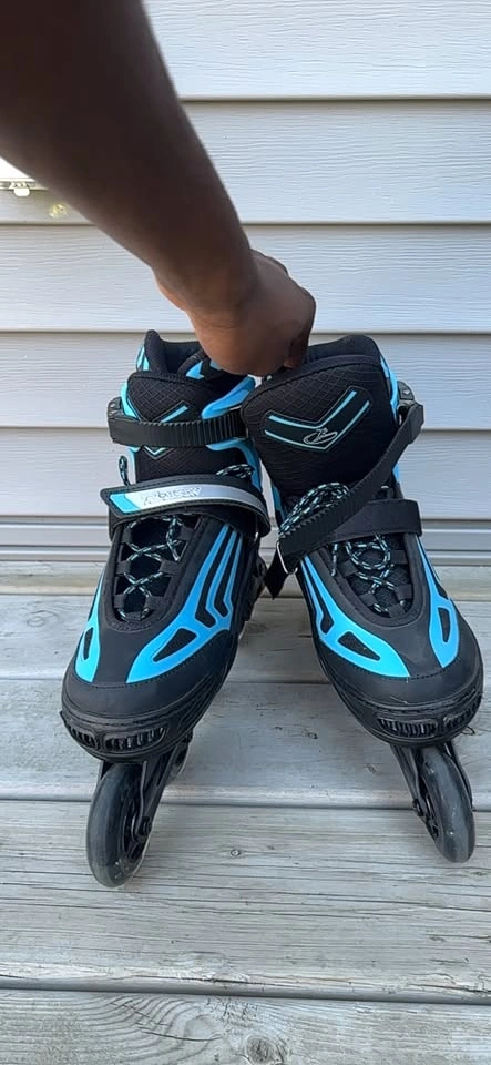 PAPAISON Black and Blue Light up 80MM Inline Skates - photo 2