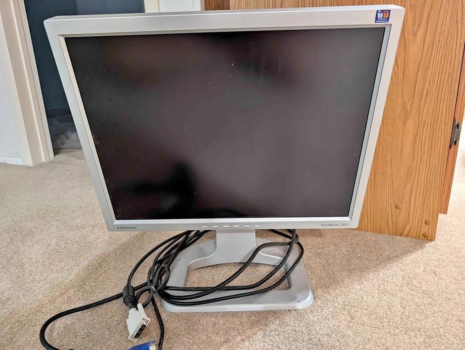 Samsung SyncMaster 213T Monitor