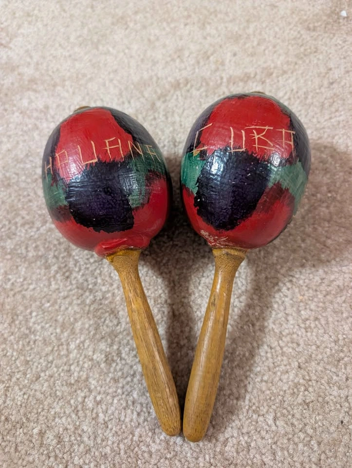 Vintage Havana Cuba Hand-Painted Wooden Maracas - photo 2
