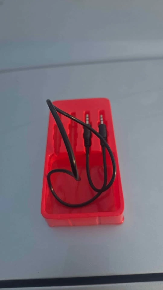 Aux cable 1 ft - photo 2