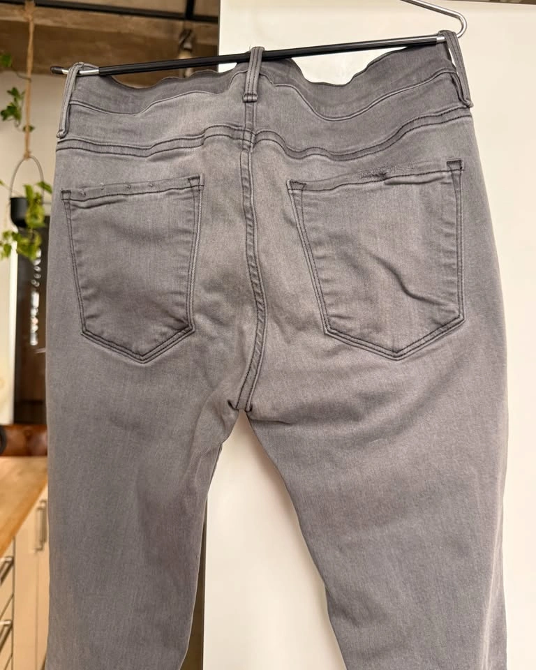 FRAME Le Skinny de Jeanne Jeans – Size 27 - photo 4