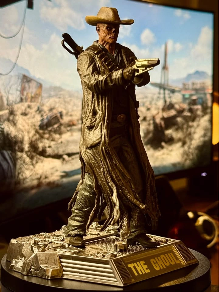 Fallout TV Series Limited Edition McFarlane Toys Figure Set - photo 4