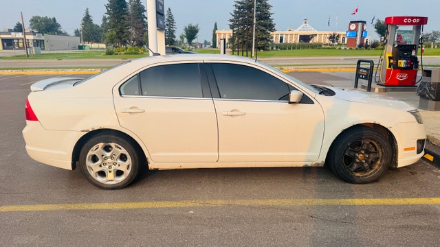 2010 Ford Fusion SE - photo 3