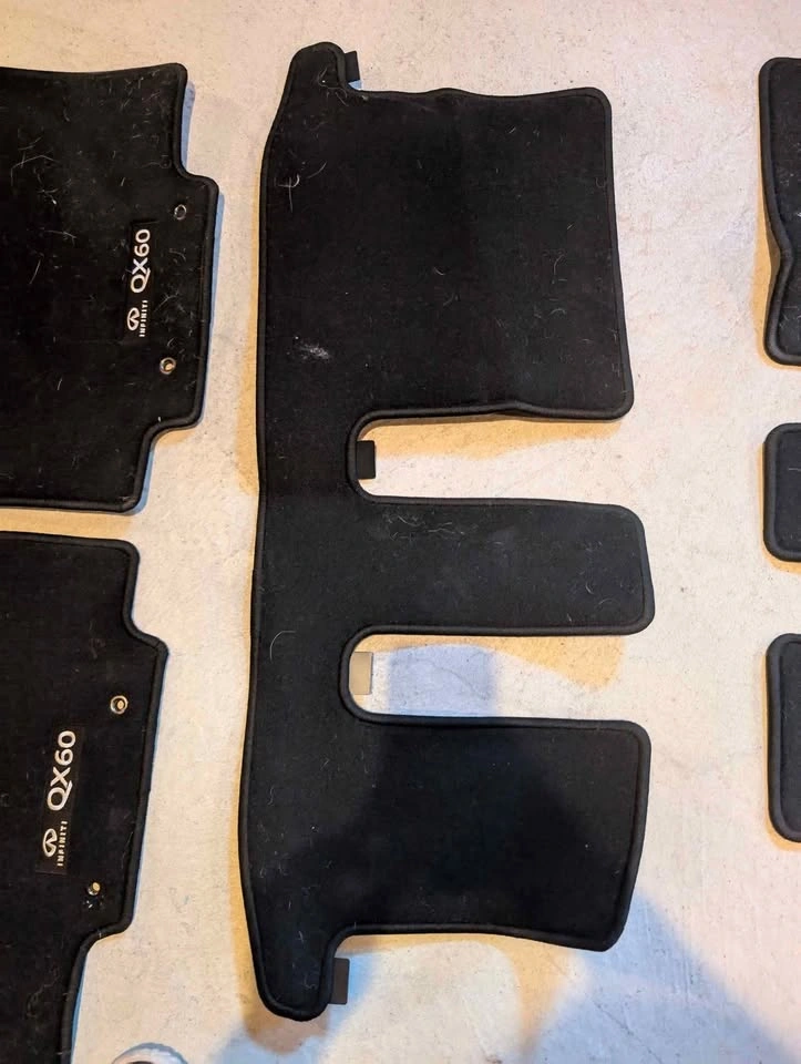 Infiniti QX60 OEM Carpets - photo 3