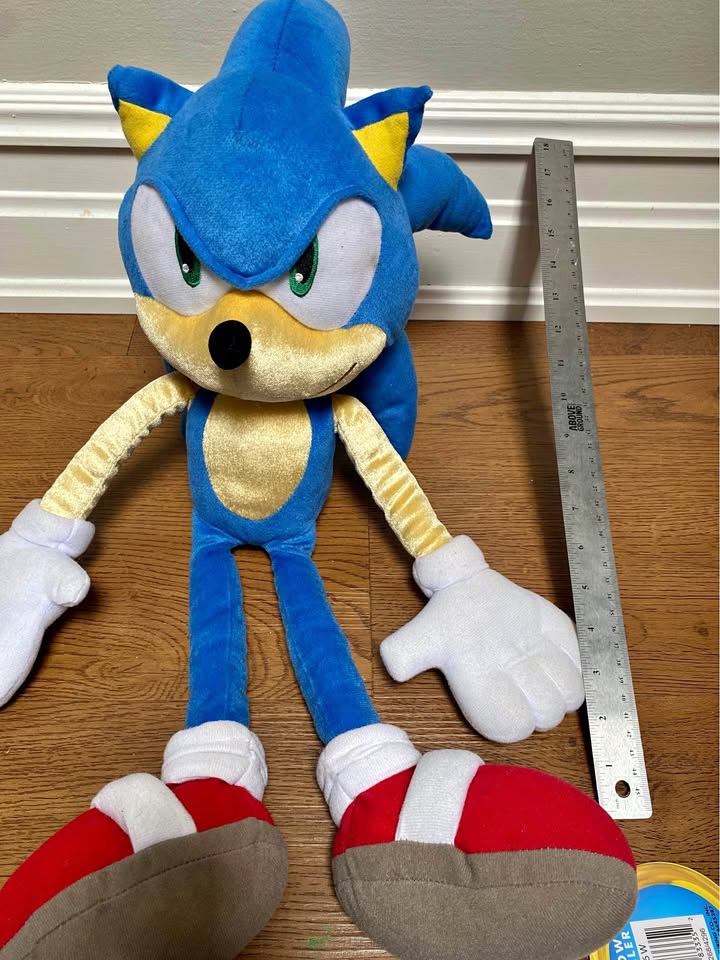 Sonic Large 25” Plush