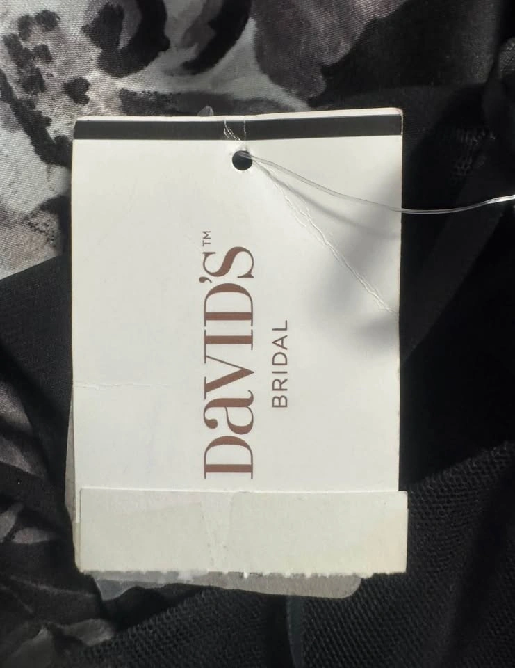 Ladies Size 17 Special Occasion Evening Dress - David's Bridal - photo 4