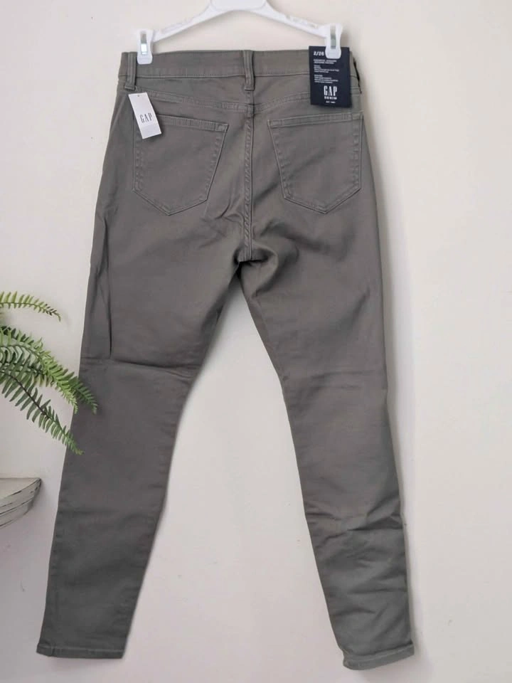 New GAP (2/26) Green Favorite Jegging - photo 2