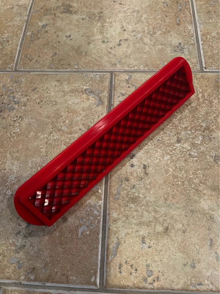 Hot Dog or Sausage Cross Slicer *Used-Like New* - photo 4