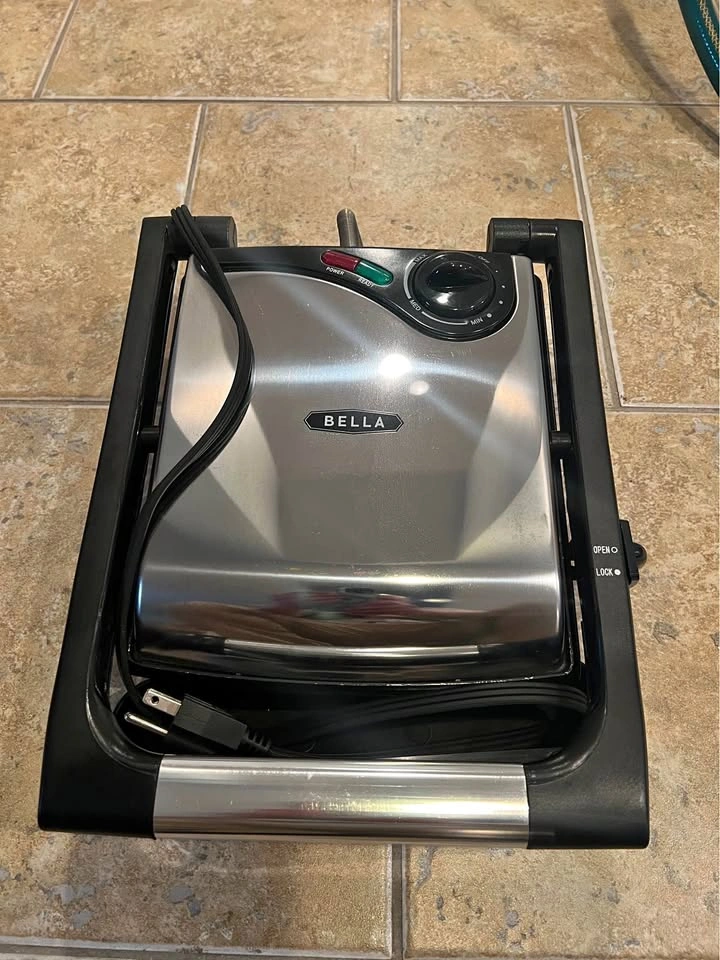 Bella Griddle Press *Used-Like New*