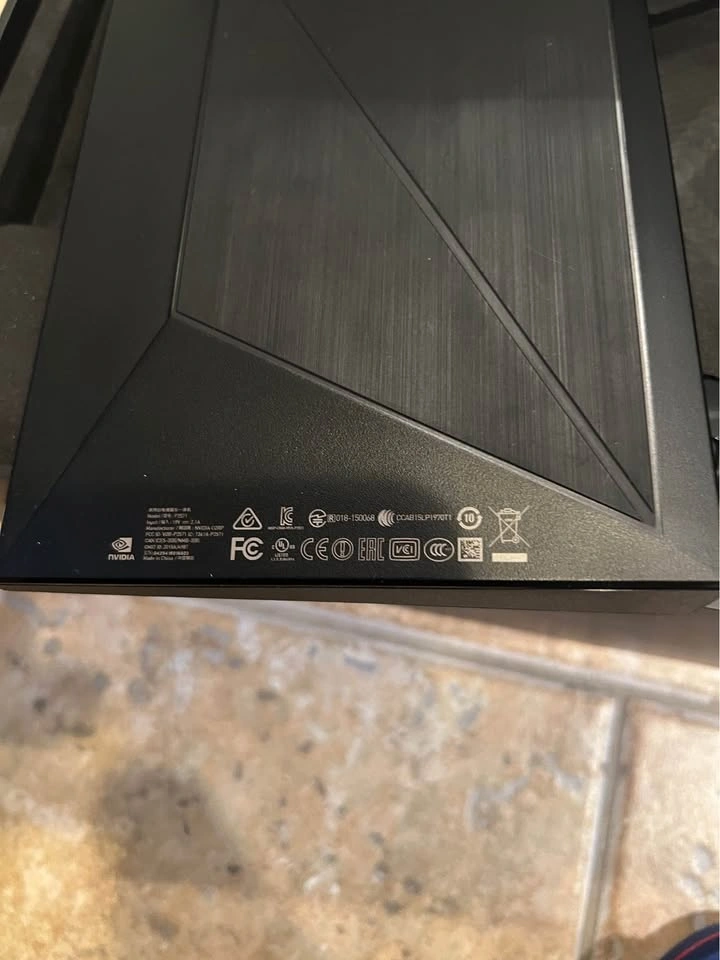 NVIDIA Shield TV Console with Controller and Stand Mount - photo 5